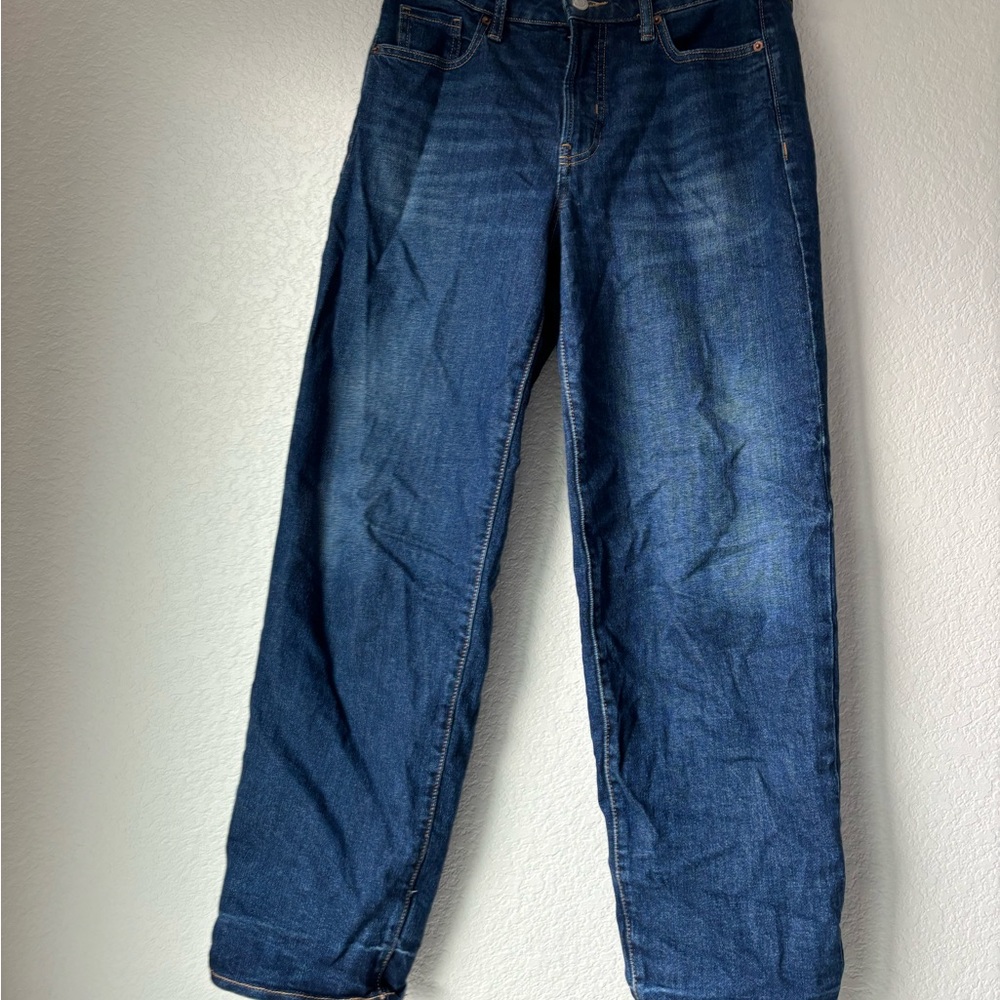 Old Navy Women's Straight Leg Jeans in Dark Blue